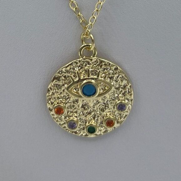 New 3 tiered chain necklace with medallion ,good luck eye, bar charm, gold tones - Picture 2 of 9